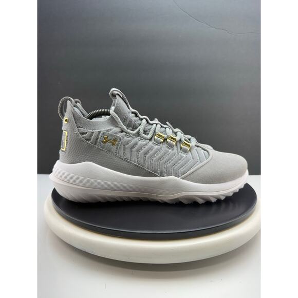 UNDER ARMOUR UA Harper 9 Men\'s Size 8.5 Grey Turf Baseball Cleats 3027443-100 main image 6